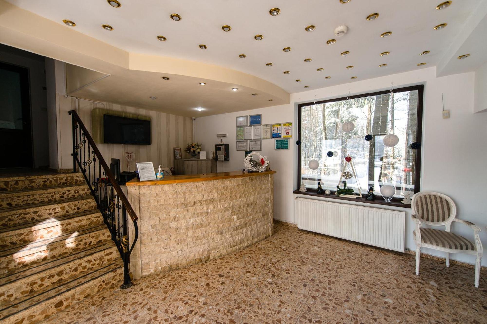 פרדיאל Hotel Hera מראה חיצוני תמונה
