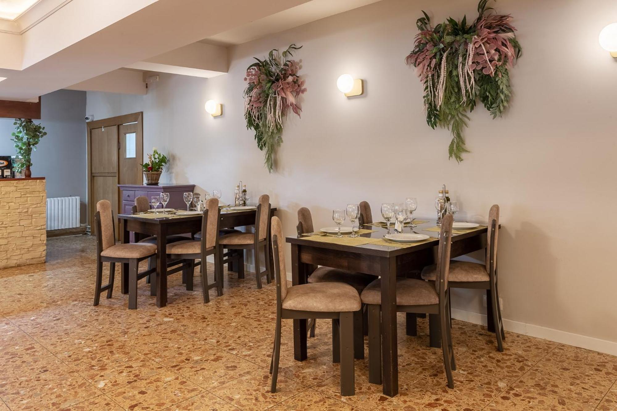פרדיאל Hotel Hera מראה חיצוני תמונה