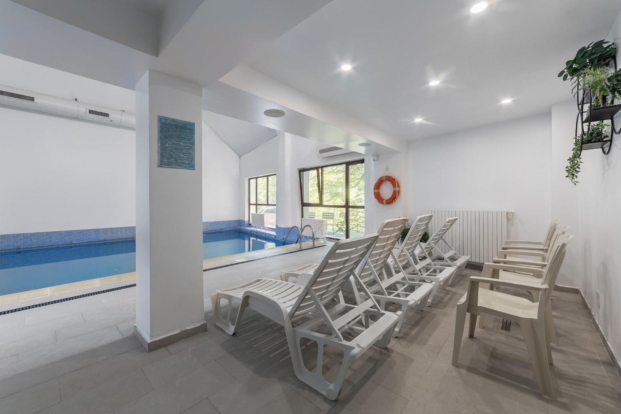 פרדיאל Hotel Hera מראה חיצוני תמונה