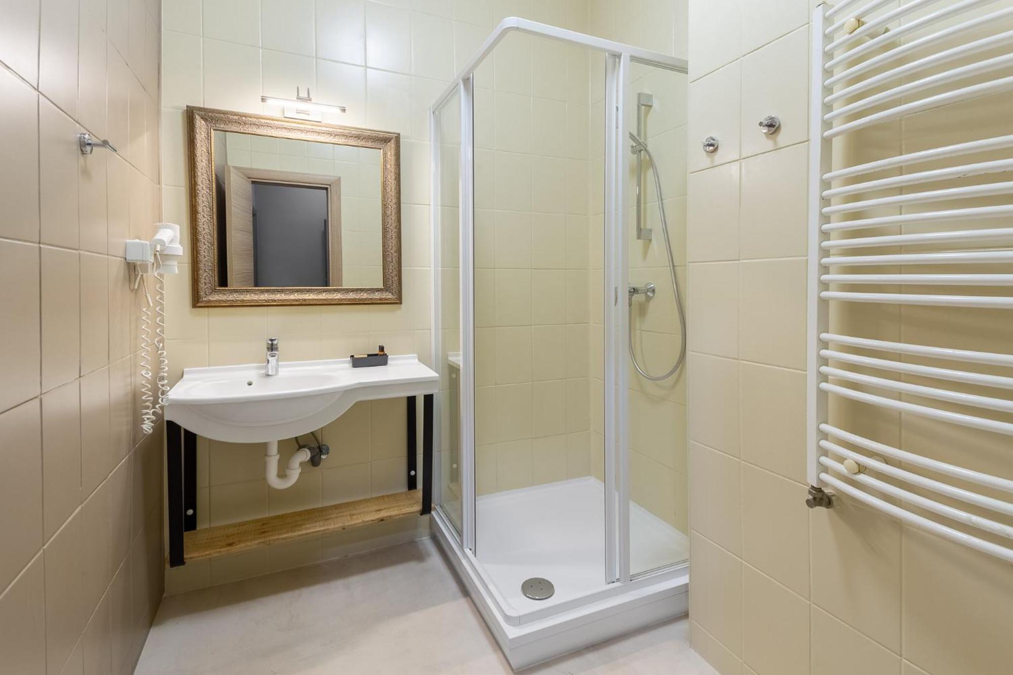 פרדיאל Hotel Hera מראה חיצוני תמונה